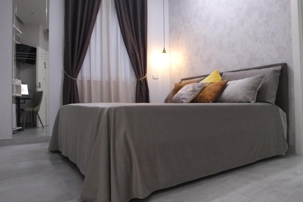 Prestige House Hotell Salerno Exteriör bild