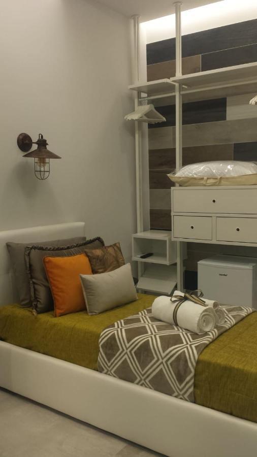 Prestige House Hotell Salerno Exteriör bild